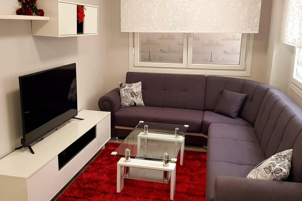 Laia Home Garaje Y Wifi Barakaldo Eksteriør billede